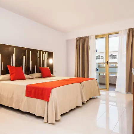 Apartahotel Kn Columbus 3*