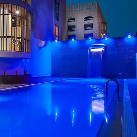 Kn Columbus Appart hôtel 3*