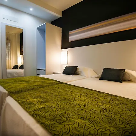 Kn Columbus Ξενοδοχείο με διαμερίσματα 3*