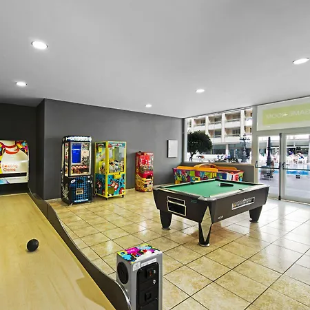 Ξενοδοχείο με διαμερίσματα Kn Columbus