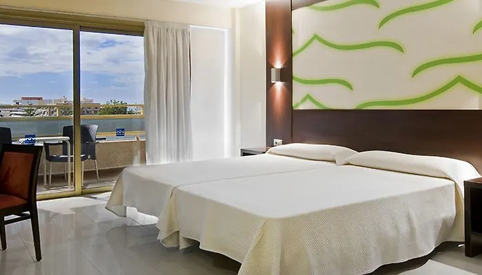 Kn Columbus 3* Πλάγια ντε λας Αμέρικας