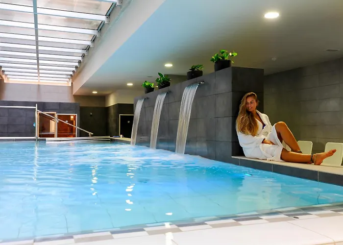 Kn Columbus Ξενοδοχείο με διαμερίσματα 3*