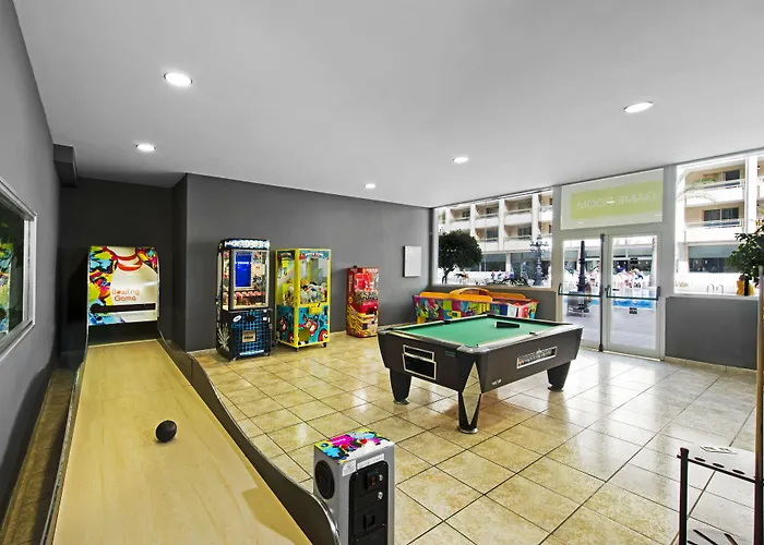 Ξενοδοχείο με διαμερίσματα Kn Columbus