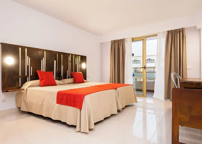 Ξενοδοχείο με διαμερίσματα Kn Columbus 3*