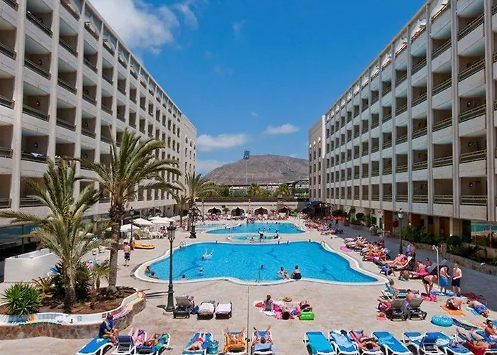 Kn Columbus Ξενοδοχείο με διαμερίσματα