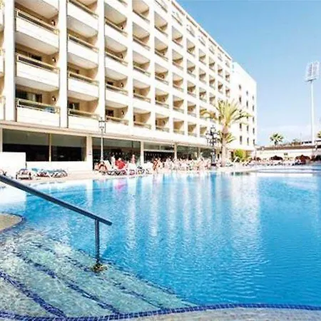 Kn Columbus Apartahotel 3*